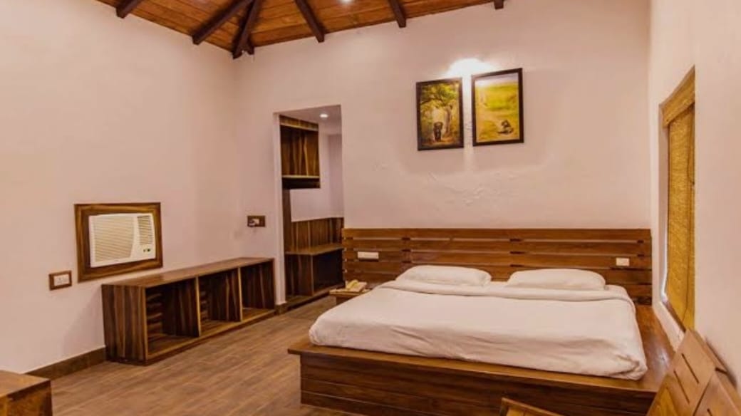 Deluxe Cave room at Lion's Cave Resort